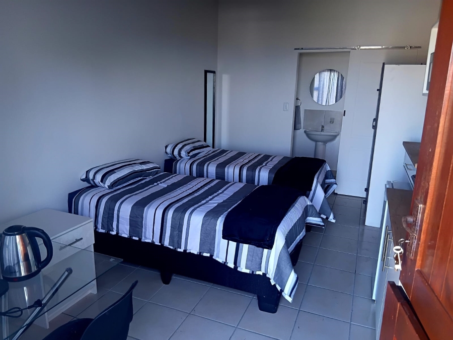 To Let 1 Bedroom Property for Rent in Dana Bay Western Cape